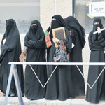 سعوديات يعرضن أنفسهن للزواج لاستكمال شرط المحرم