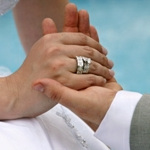 زواج «الأقارب» في السعودية تحت مجهر أضخم أبحاث وراثية في العالم