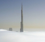 دبي بين الضباب: 15 صورة رائعة لناطحات السحاب في دبي بين الضباب الكثيف