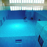 “نيمو 33” أعمق حوض سباحة في العالم