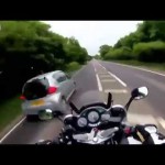 بالفيديو.. سائق دراجة نارية يوثق لحظة مصرعه