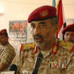 وزير دفاع اليمن يطالب الحوثيين بتسليم مؤسسات الدولة
