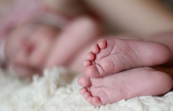 Newborn-Feet