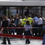 فلسطيني يطعن عدة ركاب في حافلة بتل ابيب