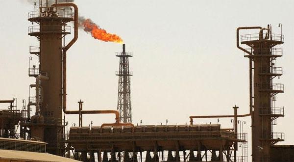 اسعار النفط تشتعل فوق 5% وسط توقعات بتراجع المخزونات الامريكية