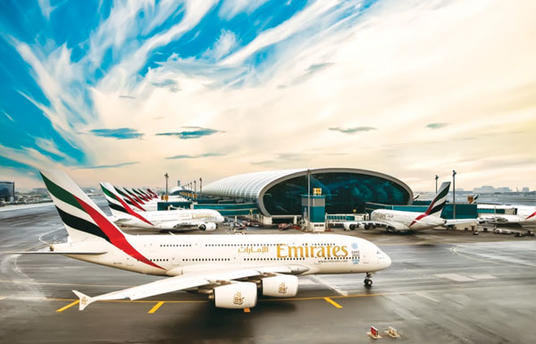 صفقة تاريخية بين «طيران الإمارات» و «رولز رويس» بـ 34 مليار درهم