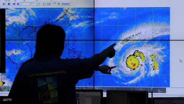 إجلاء آلاف الفلبينيين تحسبا للإعصار “نول”
