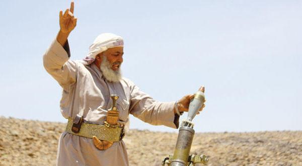 مسؤول يمني: 5 إيرانيين يديرون المعارك في عدن