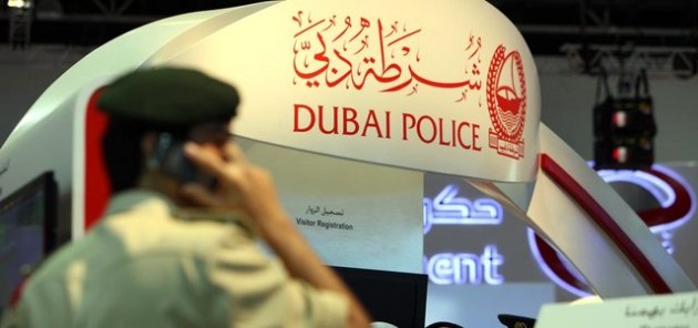 شرطة دبي تسترد 18 سيارة مسروقة ومهرّبة إلى الخارج