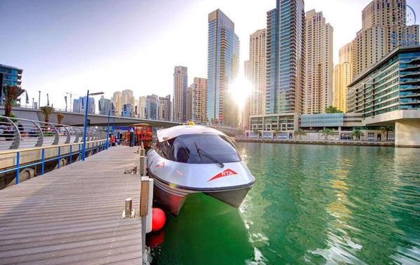 طرق دبي تعتزم إنشاء 12 محطة للنقل البحري في قناتي الخليج التجاري ودبي المائية