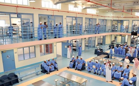 وحدات خاصة للكلاب البوليسية للسيطرة على تسريب المخدرات بسجون الرياض