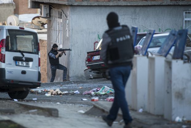 مقتل 24 مسلحاً كردياً في ضربات للجيش التركي شمال العراق