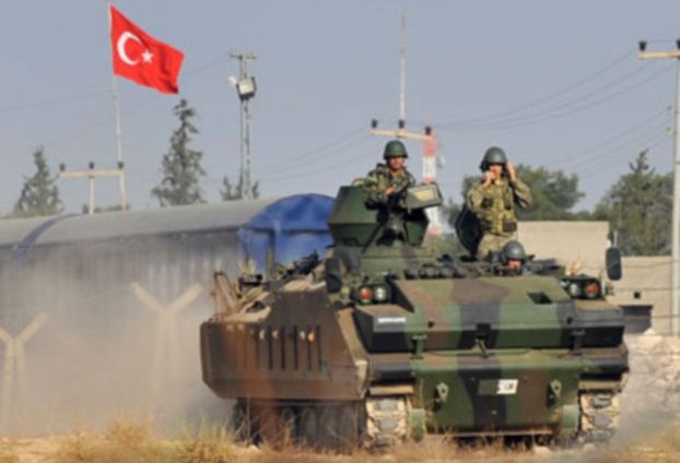«داعش» يستهدف معسكر بعشيقة في شمال العراق وتركيا ترد