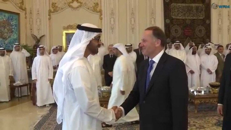 رئيس وزراء نيوزيلندا يستقبل عبدالله بن زايد
