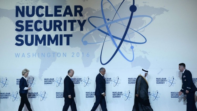قادة العالم يتعهدون بمنع وصول الأسلحة النووية للمتطرفين