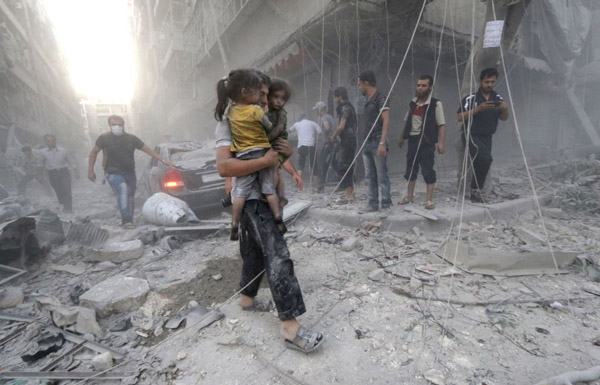 الإمارات تدين تصاعد وتيرة استهداف المدنيين في حلب