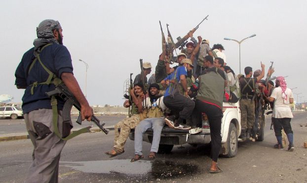 الحوثيون يصعّدون في تعز عشية الهدنة
