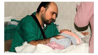 حلب تبكي طبيب أطفالها الذي رفض الهروب من الجحيم