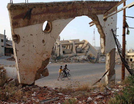 300 قتيل في صراع النفوذ بين الفصائل في الغوطة