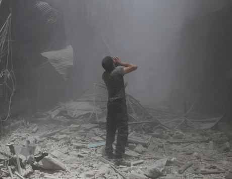 قصف روسي – سوري كثيف يوقع 16 قتيلاً في حلب