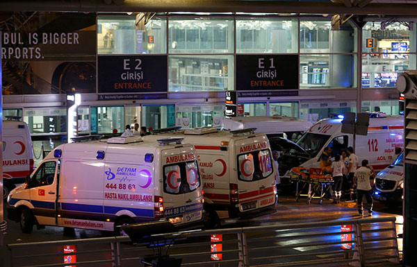 ارتفاع قتلى هجوم مطار أتاتورك إلى 41 قتيلاً و239 جريحاً