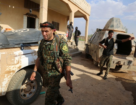قوات سوريا الديمقراطية تواصل ملاحقة الإرهابيين في منبج
