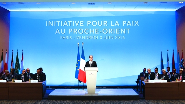 مؤتمر باريس للسلام يحذر من انهيار اتفاق أوسلو