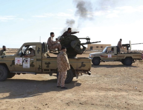 مقتل 12 جندياً ليبياً في هجوم انتحاري ببنغازي