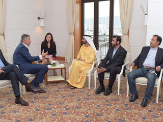 محمد بن راشد يلتقي رئيس وزراء مونتينغرو