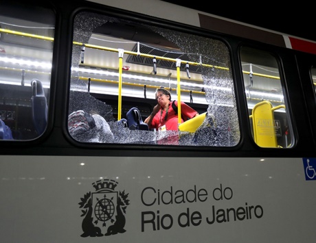 هجوم على حافلة صحفيين في ريو دي جانيرو