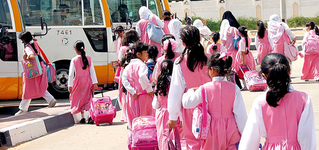 «مواصلات الإمارات» تقلص الرحلة المدرسية بحافلاتها إلى 60 دقيقة بدلاً من 75