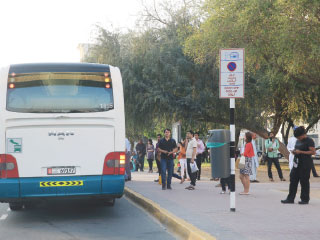 إشادة بمستوى حافلات النقل العام في أبوظبي