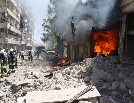 10 قتلى بينهم 7 أطفال في غارات النظام السوري على أحياء حلب الشرقية