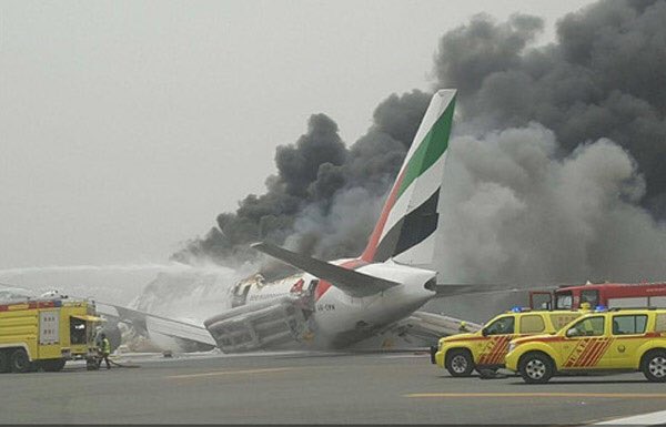 تعرف على جنسيات الركاب في حادث طائرة “الإمارات”