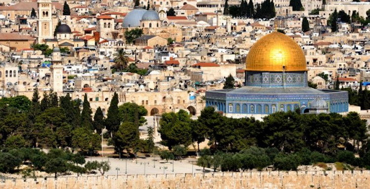 الاحتلال ينوي إسكات الأذان في مساجد القدس المحتلة