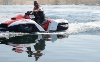 الإنقاذ البحري يتعامل مع 52 حادثاً في دبي
