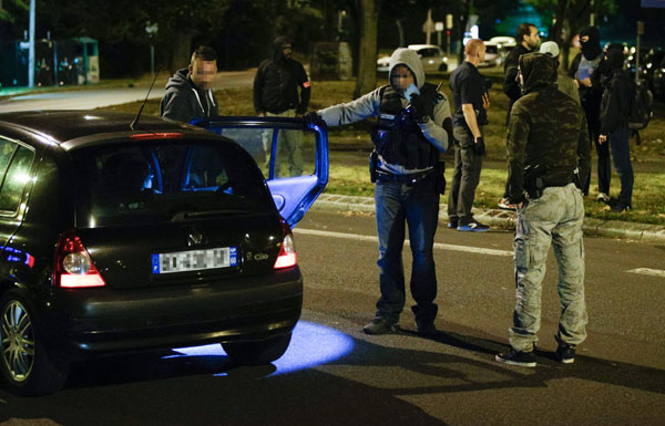 صاحبة سيارة “قوارير الغاز” في فرنسا بايعت “داعش”