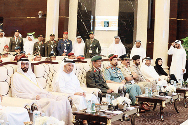 قرقاش : الإمارات تسعى لكتلة عربية وسطية بقيادة السعودية ومصر