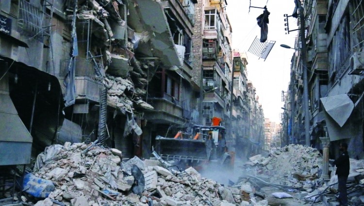 معركة حلب تشتد والمستشفيات لا تسلم من القصف
