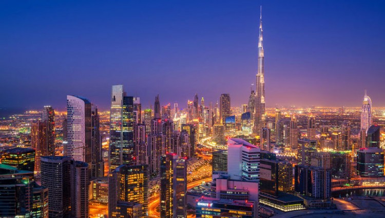 فاينانشال:دبي تحولت إلى مدينة عالمية بأقل من قرن