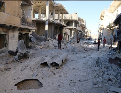 موسكو تهدد ب«زلزلة» المنطقة وكيري يقترح إشراك الأسد