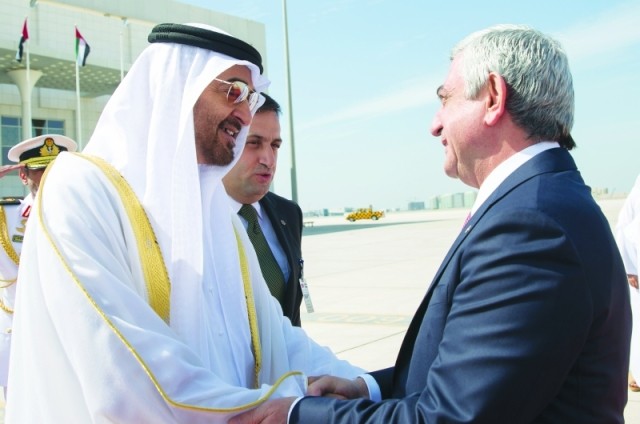 محمد بن زايد: الإمارات بقيادة خليفة تسعى إلى توثيق علاقات التعاون مع أرمينيا