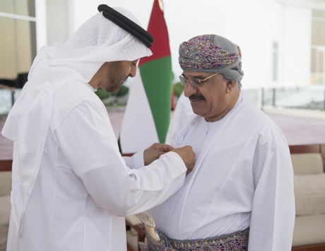 محمد بن زايد : العلاقات الإماراتية – العُمانية تاريخية ومتجذرة