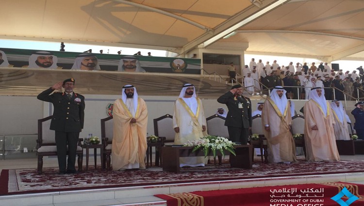 محمد بن راشد يرعى حفل تخريج الضباط في كلية زايد الثانية العسكرية