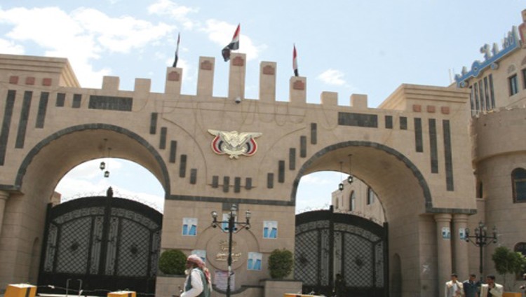 الحوثيون يرتكبون مجزرة داخل السجن المركزي في صنعاء