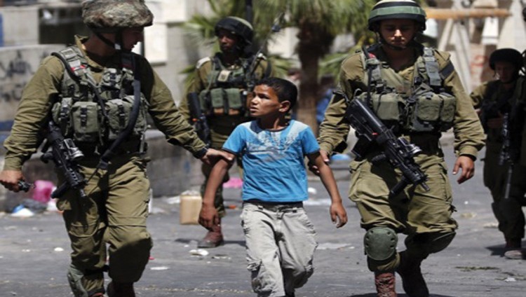 الاحتلال يعتقل 15 فلسطينياً بينهم نائب عن «حماس» بالضفة