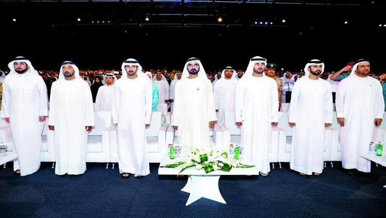 محمد بن راشد: مسيرة الأداء الحكومي في دبي تبعث الفخر وترسّخ التميز