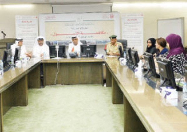 «شرطة دبي» تحذر من قضايا احتيال عبر « واتس آب»