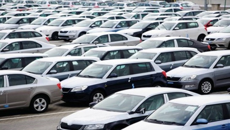 قطاع السيارات.. زيادة مبيعات مرتقبة قبيل تطبيق «المضافة»