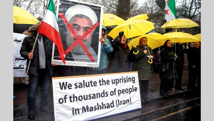 نائب إيراني يعلن اعتقال 3700 شخص خلال الاحتجاجات